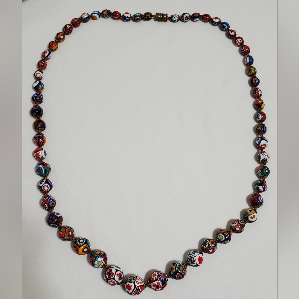 Vintage Italian Venetian Murano Moretti Millefiori Glass Graduate Bead Necklace